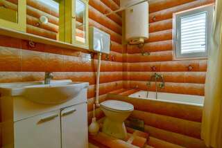 Апартаменты Apartments Srzentic Петровац Апартаменты с 2 спальнями и террасой-9