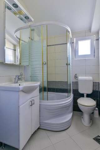 Апартаменты Apartments Srzentic Петровац Апартаменты с 1 спальней-8