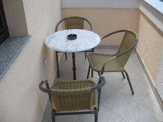 Апартаменты Apartments Srzentic Петровац Номер-студио с балконом (для 2 взрослых)-5